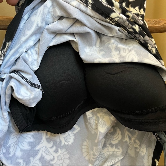 NWT ELLA MAE MAYA SWIM TOP SIZE EXTRA LARGE - Picture 6 of 7